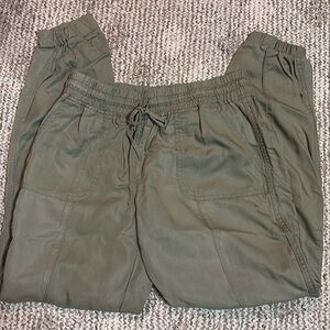 SUMPTUOUS FEEL!!! Olive Green 100% Lyocell Joggers/Pants